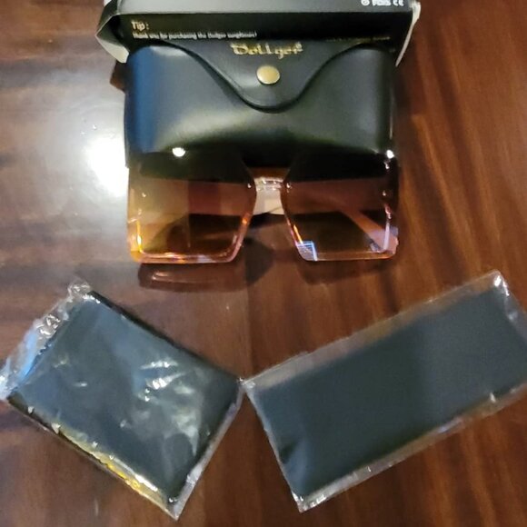 TRENDY OVERSIZED DESIGN SUNGLASSES - Picture 4 of 8